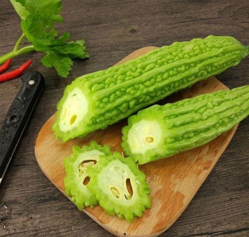 蔡家坡吃瓜,吃瓜群众的欢乐盛宴 第1张 蔡家坡吃瓜,吃瓜群众的欢乐盛宴 第1张